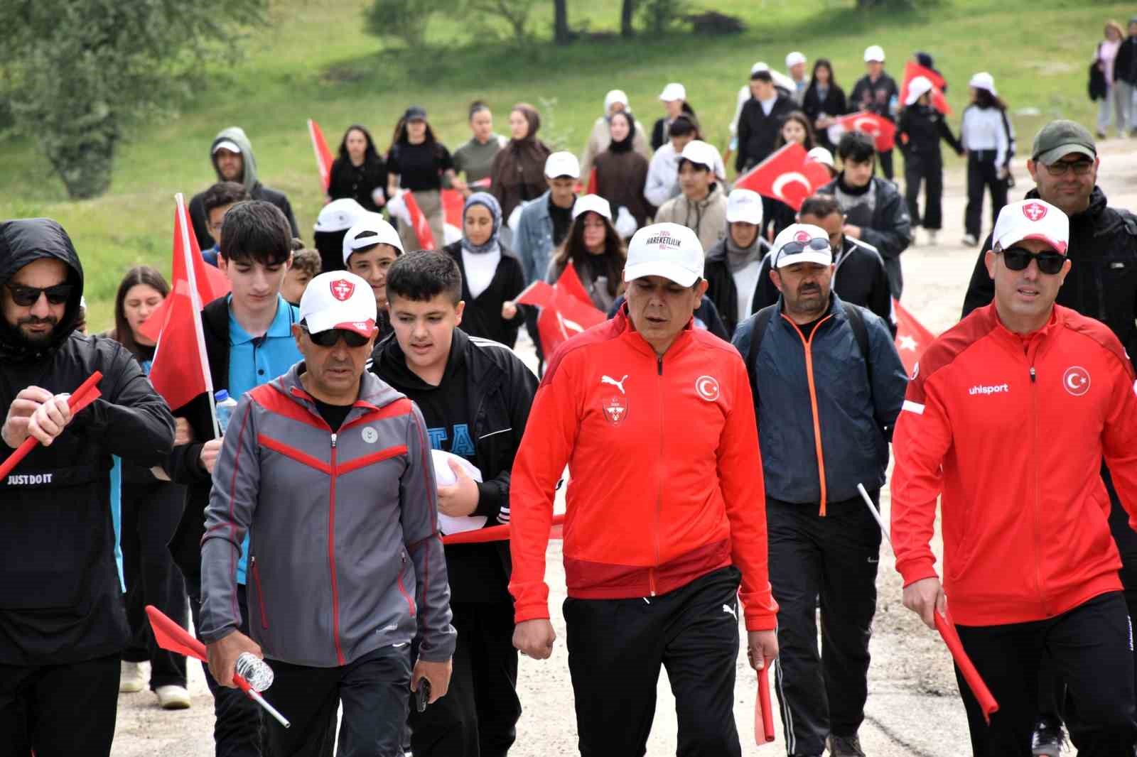 19 Mayıs Gençlik Haftası’nda coşkulu yürüyüş