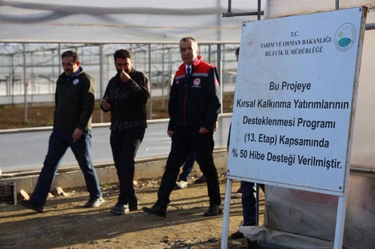 Bilecik’te yüzde 50 hibeli modern sera üretime katkı sağlıyor