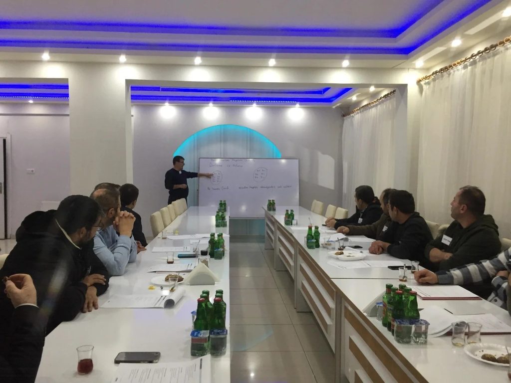 BAYIRKÖYLÜ BABALAR ‘BABA DESTEK PROGRAMINA’ KATILDI