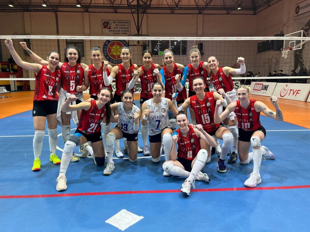 “BİZİM KIZLAR” DEPLASMANDA YEŞİLYURT SPOR’U 3-1 YENDİ