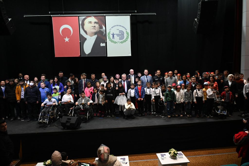 BOZÜYÜK’TE 3 ARALIK DÜNYA ENGELLİLER GÜNÜ’NDE FARKINDALIK PROGRAMI