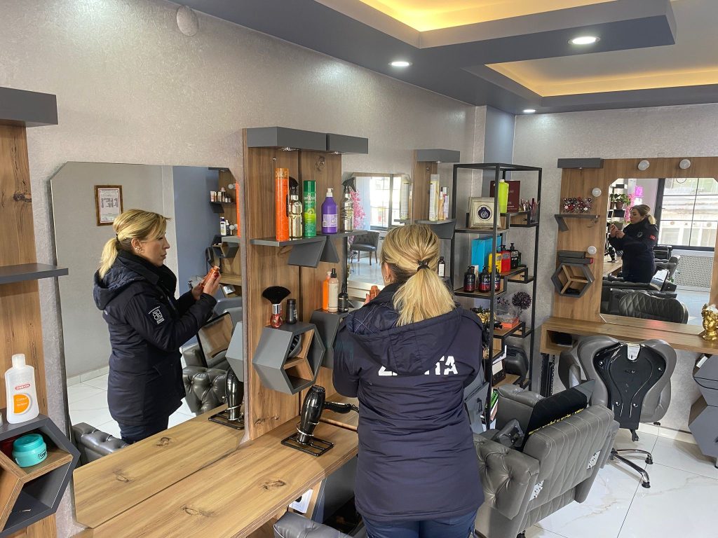 BİLECİK’TE GÜZELLİK SALONLARINDA DENETİM