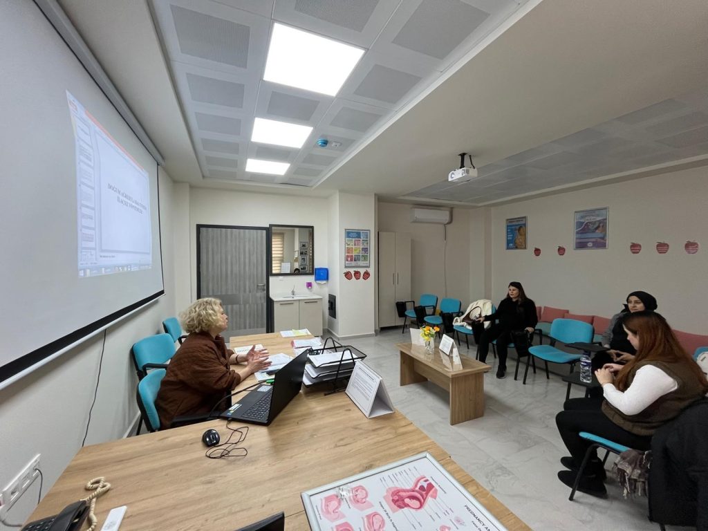 BİLECİK’TE ‘GEBE BİLGİLENDİRME SINIFI VE EĞİTİMLERİ’ BAŞLADI