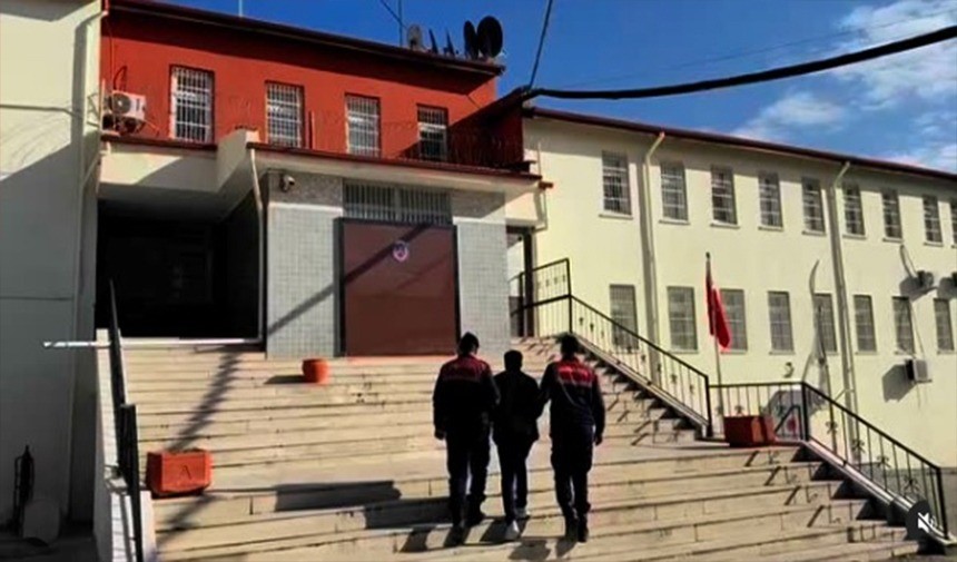 KASTEN ADAM YARALAMA SUÇUNDAN 4 YIL 2 AY HAPİS CEZASI OLAN ŞAHIS YAKALANDI