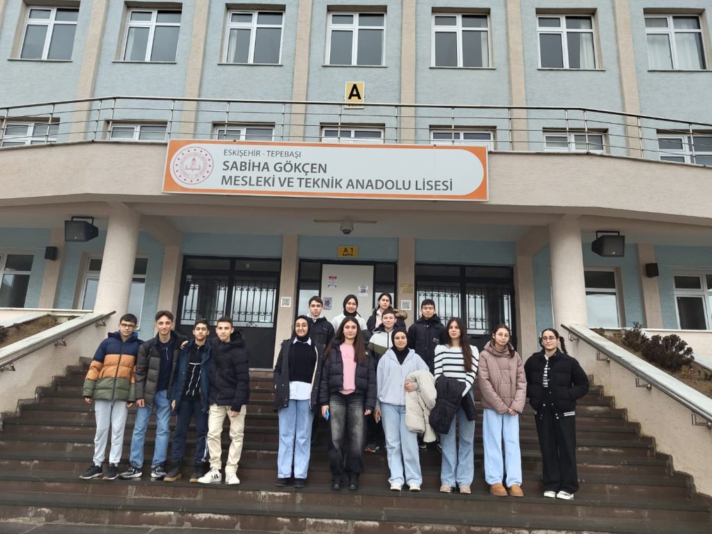 ORTAOKUL ÖĞRENCİLERİNE MOTİVASYON GEZİSİ