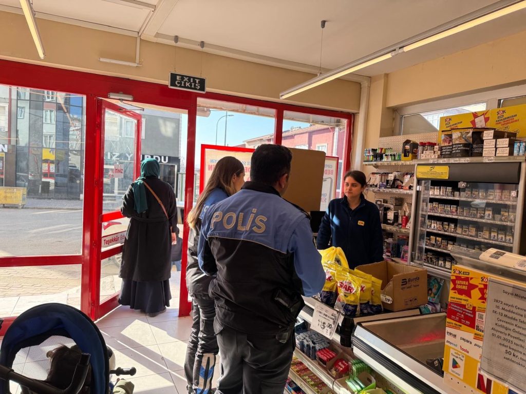 TOPLUM DESTEKLİ POLİSLİK ŞUBE MÜDÜRLÜĞÜ’NDEN ESNAFA DOLANDIRICILIK UYARISI