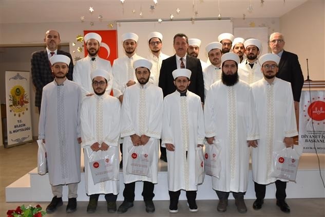 CÜBBE SARIK GİYME TÖRENİNDE GURUR DOLU ANLAR YAŞANDI