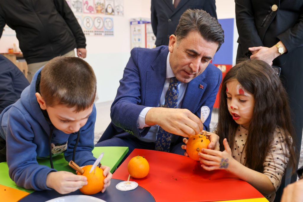 MİNİK ÖĞRENCİLERLE ETKİNLİK YAPTI