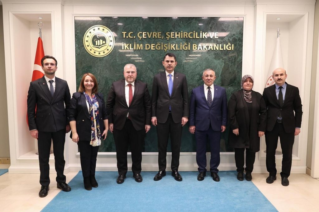 AK PARTİ BİLECİK MİLLETVEKİLİ ELDEMİR’DEN BAKAN KURUM’A ZİYARET