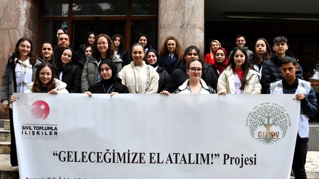 “GELECEĞİMİZE EL ATALIM” PROJESİ 30 GENCİN AKADEMİK VE SOSYAL GELİŞİMİNE KATKI SAĞLAYACAK