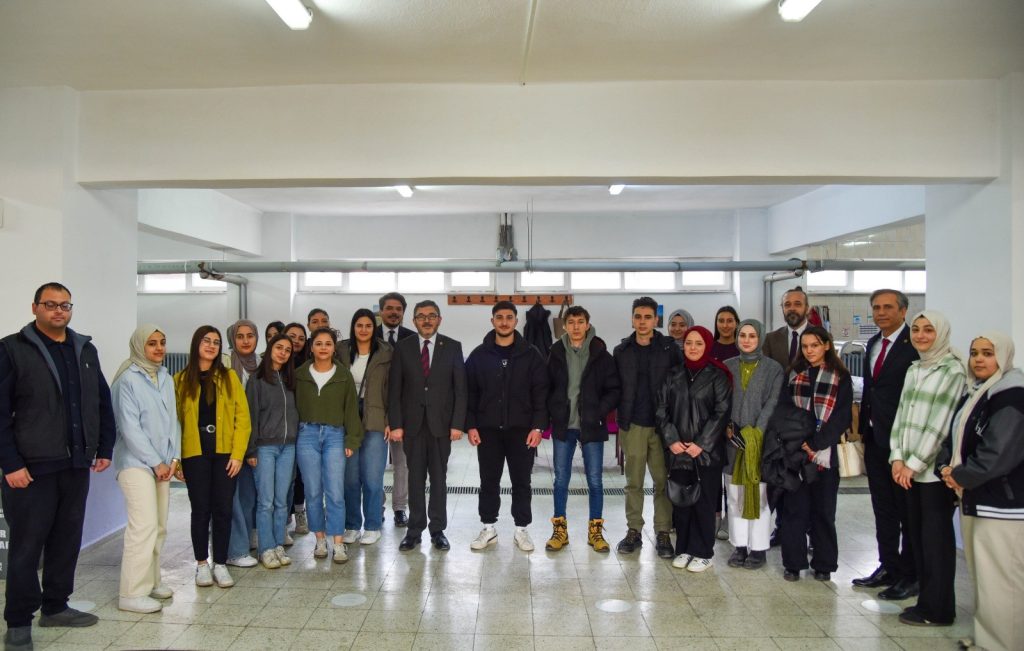 OSMANELİ MESLEK YÜKSEKOKULU ÖĞRENCİLERİYLE BİR ARAYA GELDİ