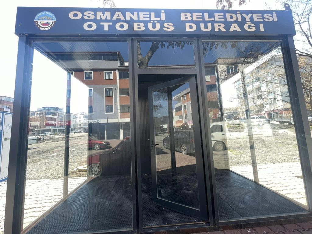 OSMANELİ’NDE KAPALI DURAK SAYISINI ARTIRIYOR