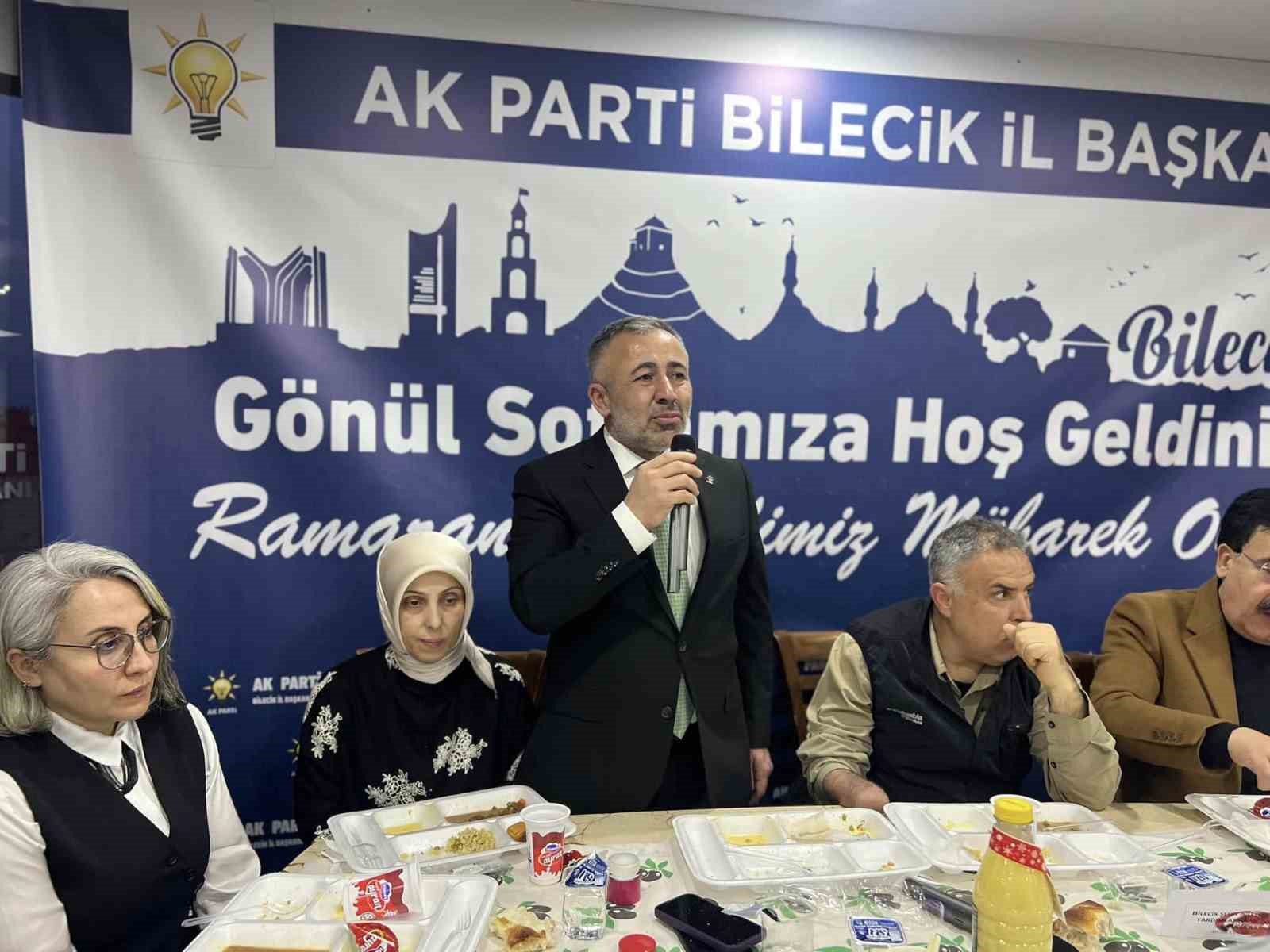 AK Parti İl Başkanlığı’nda anlamlı iftar sofrası