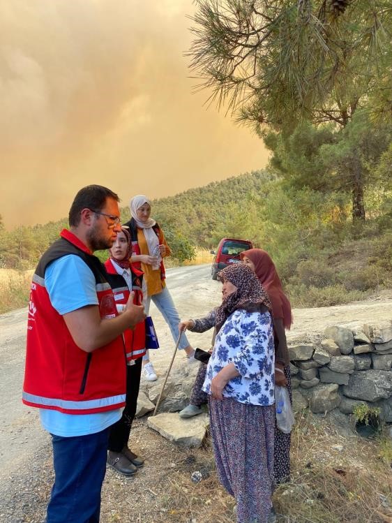 Psikososyal destek ekipleri sahada