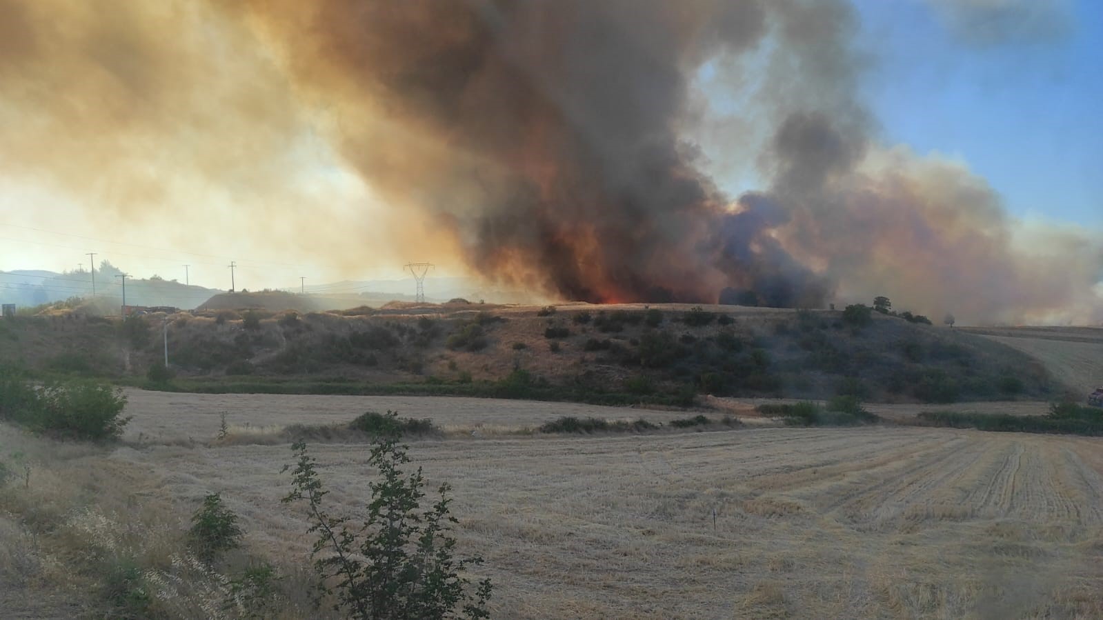 Bilecik’te çıkan orman yangını NATO tesislerine sıçradı