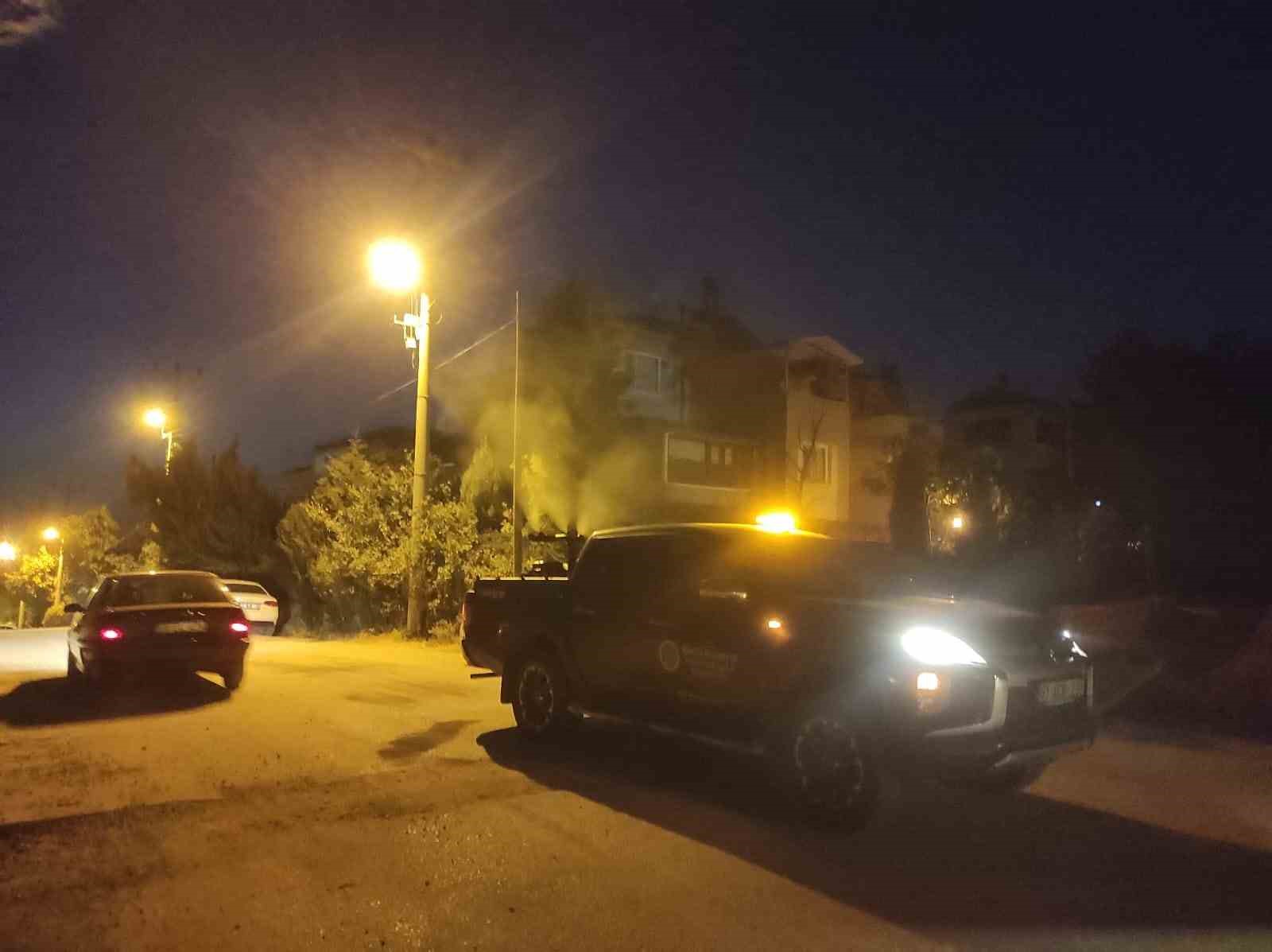 Bilecik’te mahalle mahalle sinek ilaçlaması