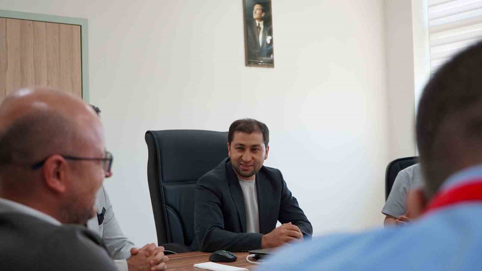 Dr. Damkacı, Bilecik Eğitim ve Araştırma Hastanesi’ne incelemelerde bulundu