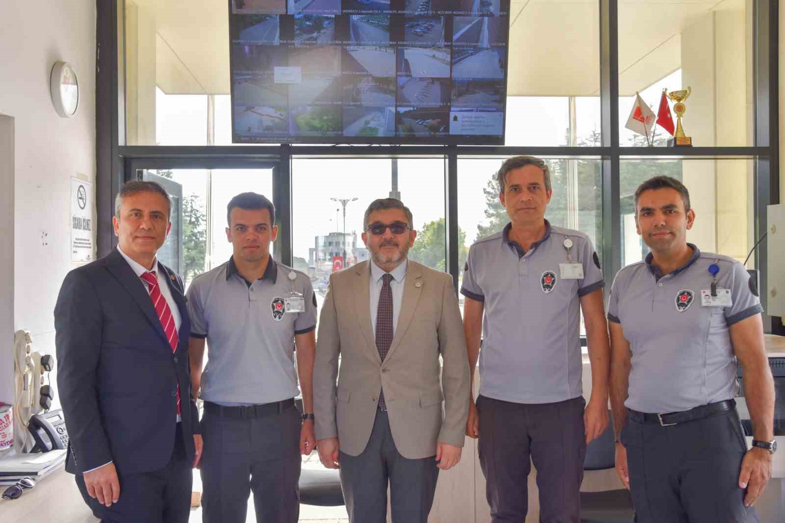 Rektör Kaplancıklı, güvenlik görevlileriyle bir araya geldi