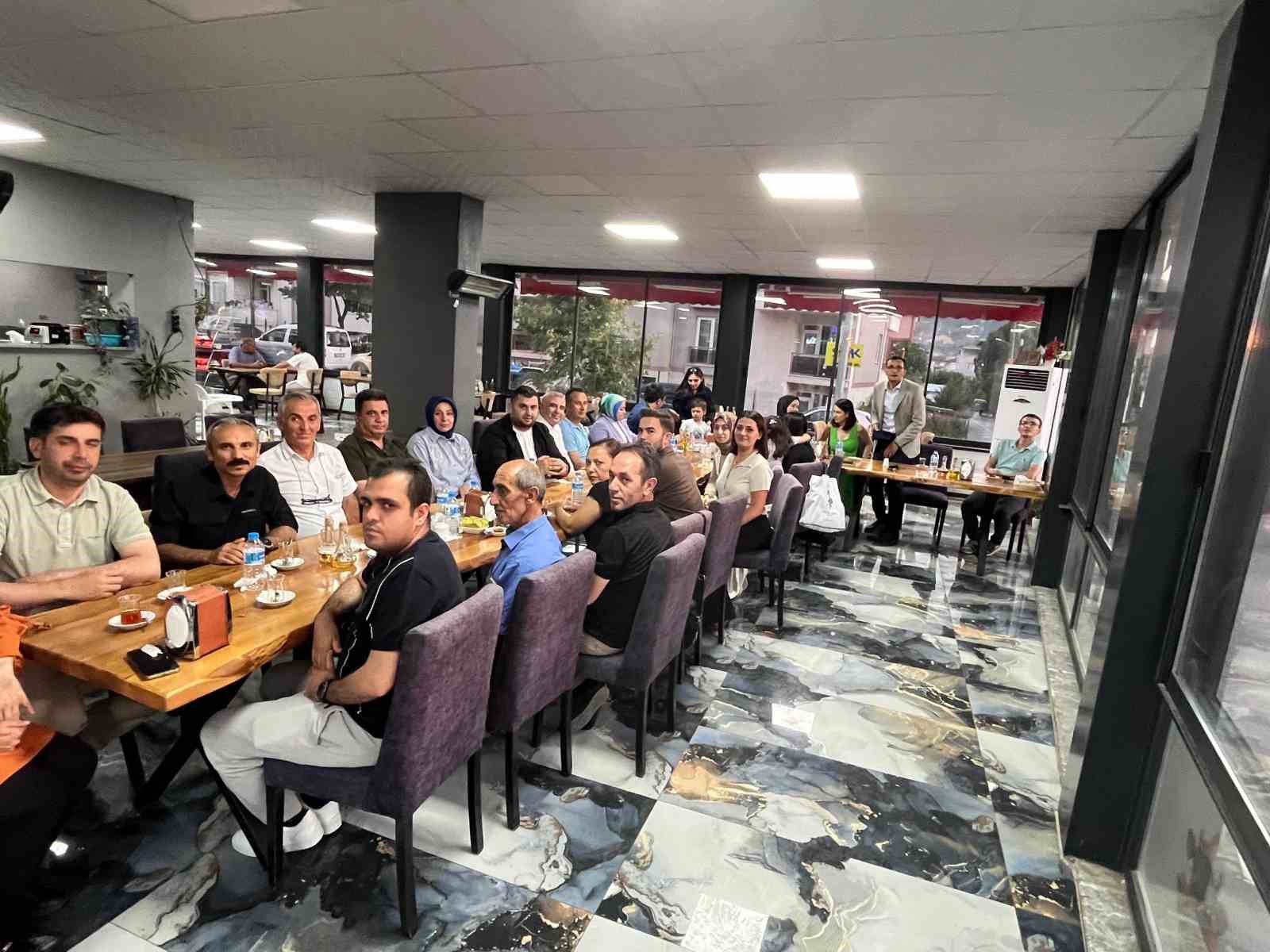 Osmaneli İcra Müdürü Karadaş’a veda yemeği