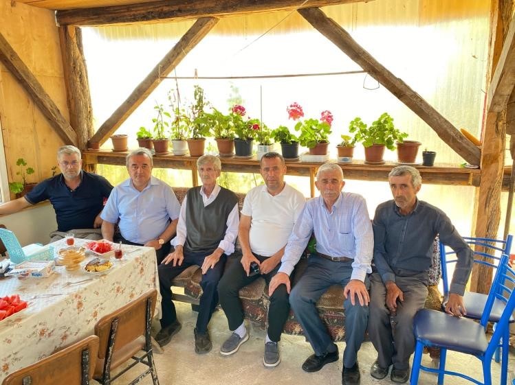 Kaymakam Öztürk’ten Muhtar Sedef’e geçmiş olsun ziyareti