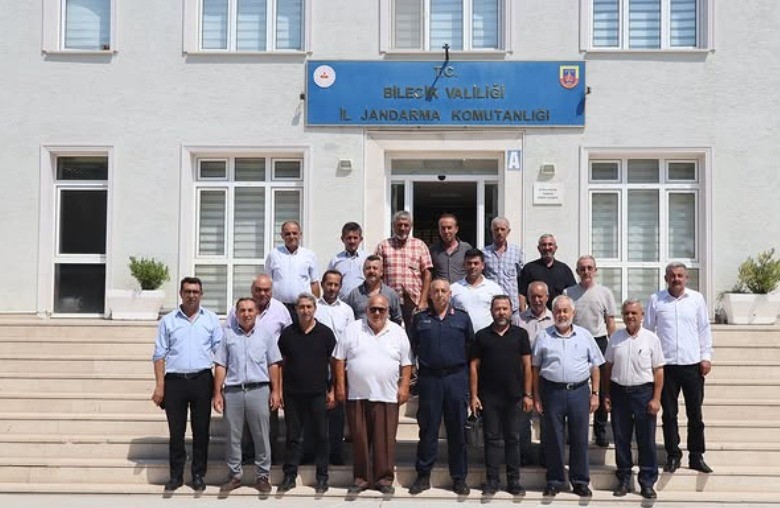 Bilecik’te muhtarlardan İl Jandarma Komutanı’na ziyaret
