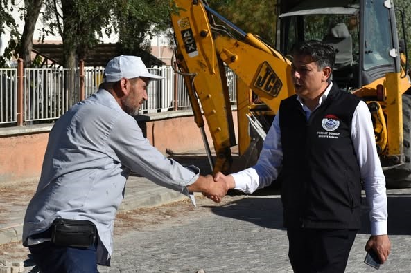 Vatandaş bildiriyor belediye harekete geçiyor