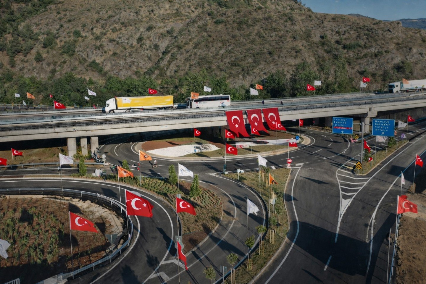 Bilecik 3 önemli yol yatırım programına dahil edildi