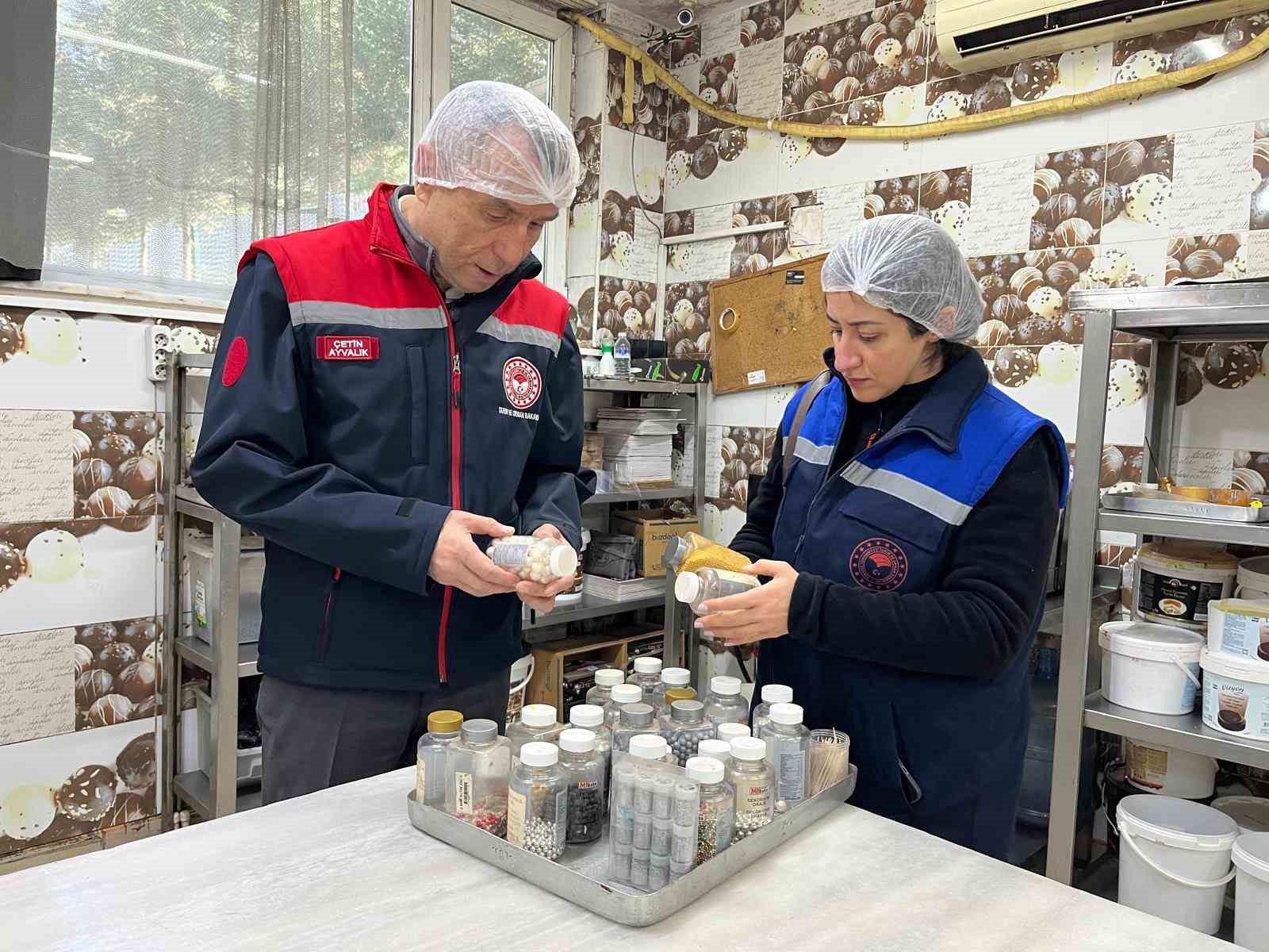 İl Müdürü Ayvalık bizzat gıda denetimlerine katıldı