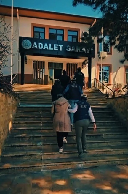 Bilecik merkezli DEAŞ operasyonunda 2 tutuklama
